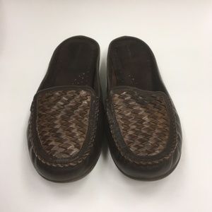 Hush Puppies Woman's Brown Mules Size 9.5 (0009)